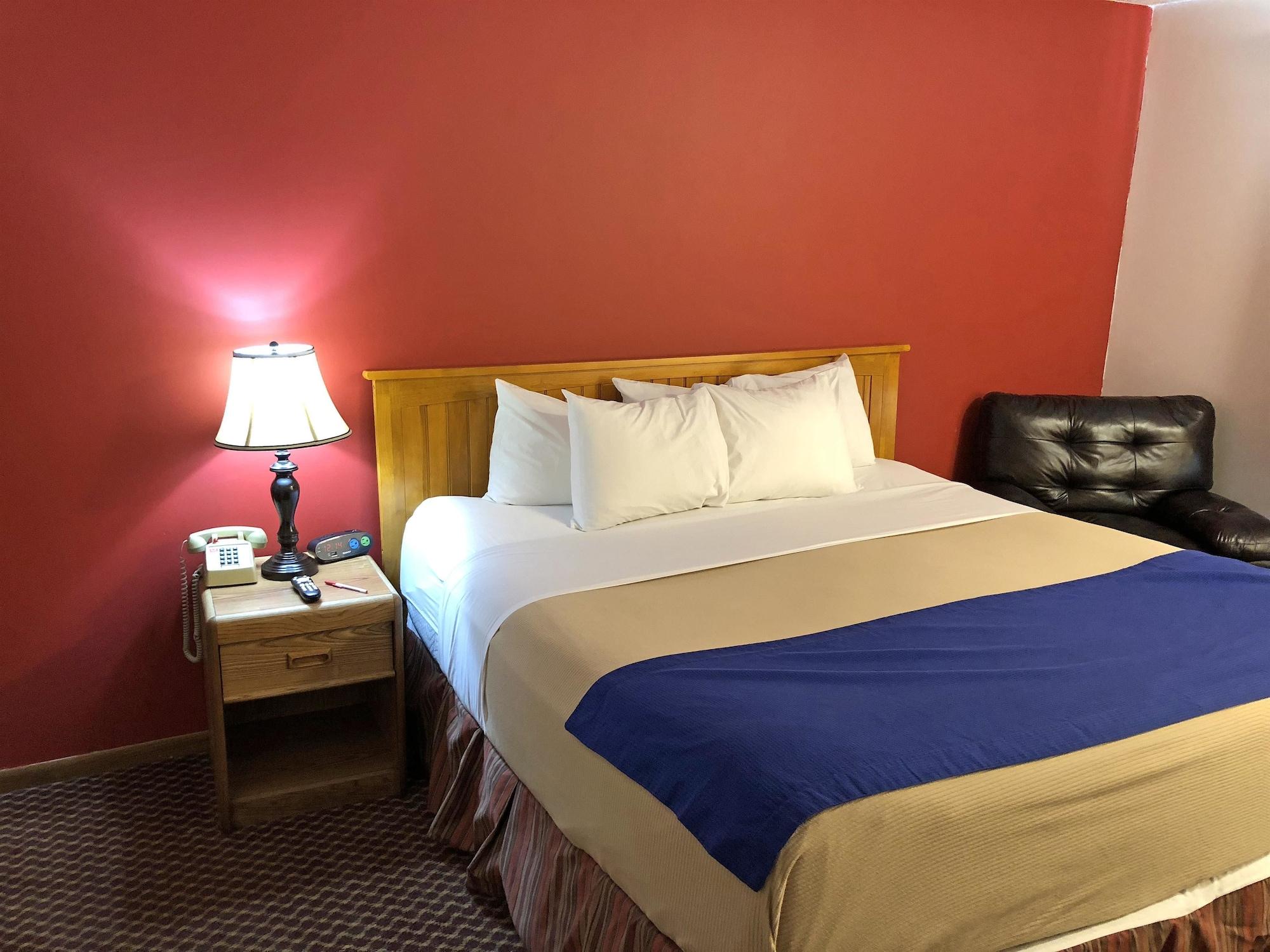 Travelodge By Wyndham Escanaba Extérieur photo