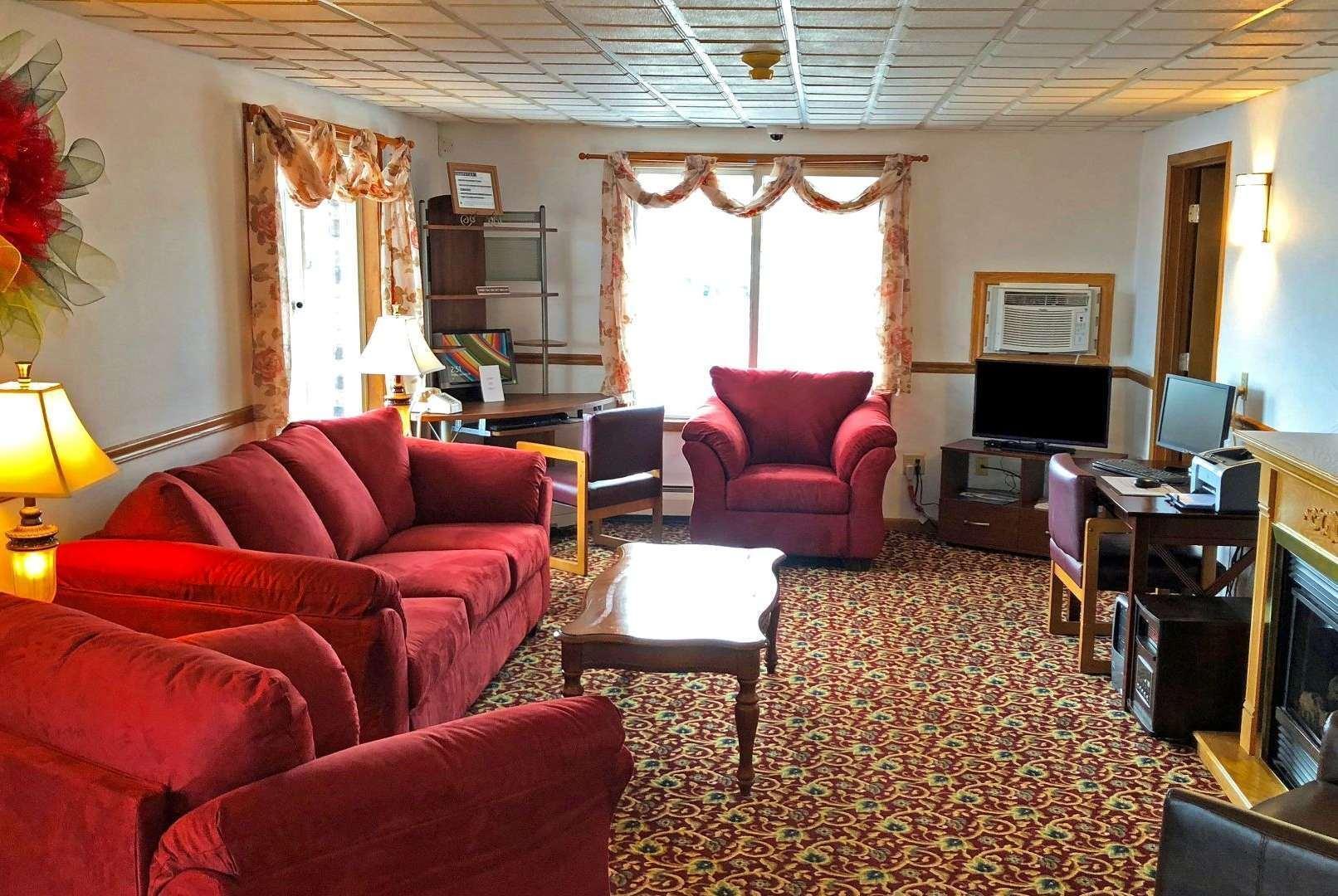 Travelodge By Wyndham Escanaba Extérieur photo