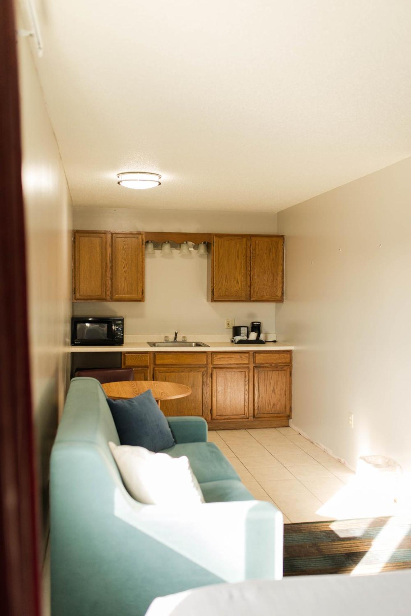 Travelodge By Wyndham Escanaba Extérieur photo